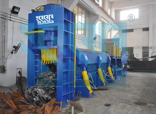 2000 Tons max Mild Steel Baler Shear Machine, 350 