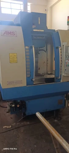 AMS MCV 400 Vertical Machine Center