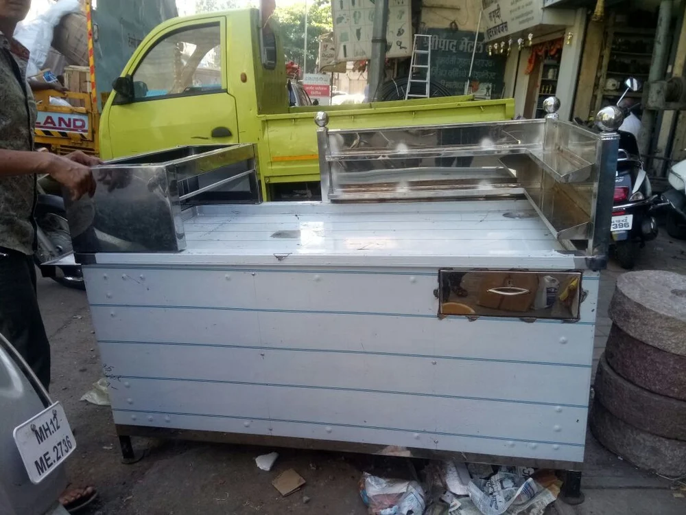 Automatic Sugarcane Juice Machine