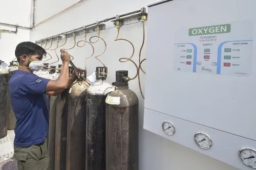 B-Type (10 Litre) Empty Industrial Oxygen Gas and Plants