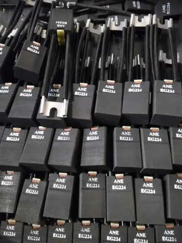 Carbon Brushes 