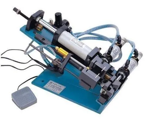 Cast Iron Standard Wire Stapping Machine, Model Name/Number: R2a, Capacity: 1hr X1000