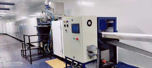 Chocolate Molding Machine, Capacity(kg/hr): 100