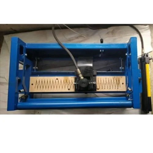 Conveyor Belt Cutting Machine