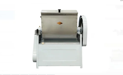 Dough Kneader With Extruder