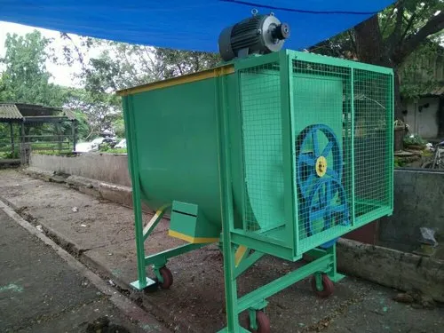 Feed Mixer, Capacity: 500