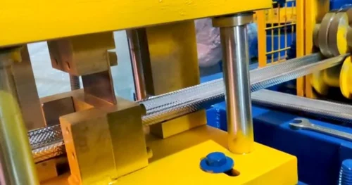 Gypsum Section Ceiling Machine