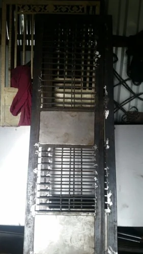 Iron Door Fabrication, Size Of Door: Depend On Custmer