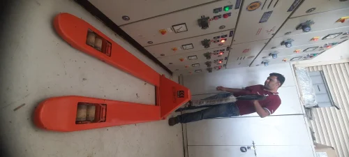 Low Profile Hand Pallet Truck For Material Handlin
