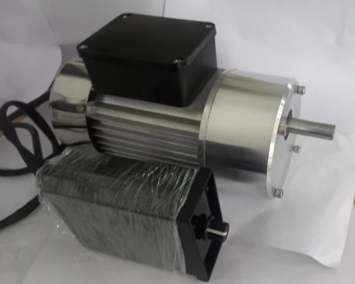 MAY FAIR Three Phase Variable speed fhp geared motor., For Conveyors, Voltage: 12 V