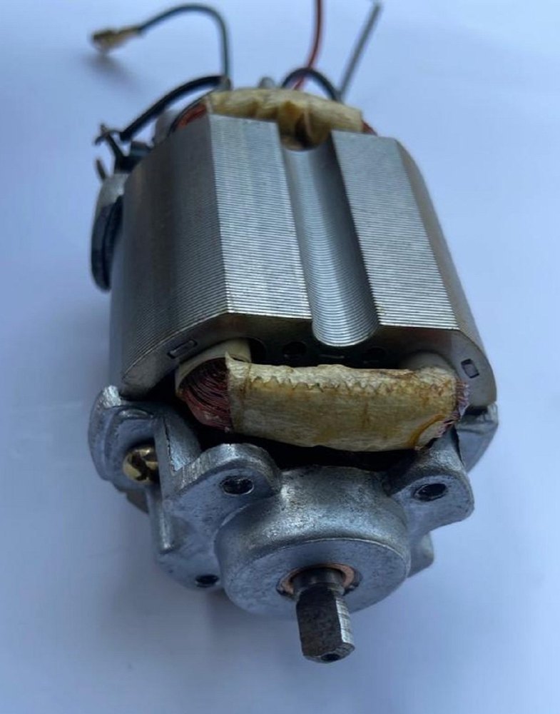Modern AC Hand 
