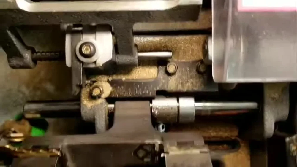 Onica 502 Key Making Machine