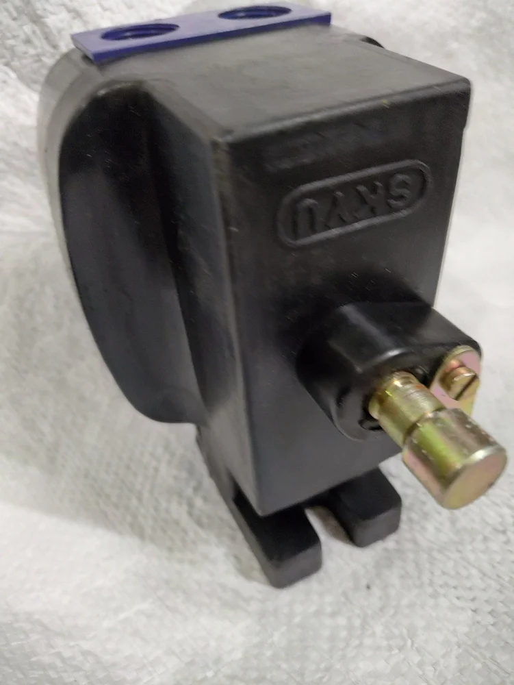 Power Loom Switch