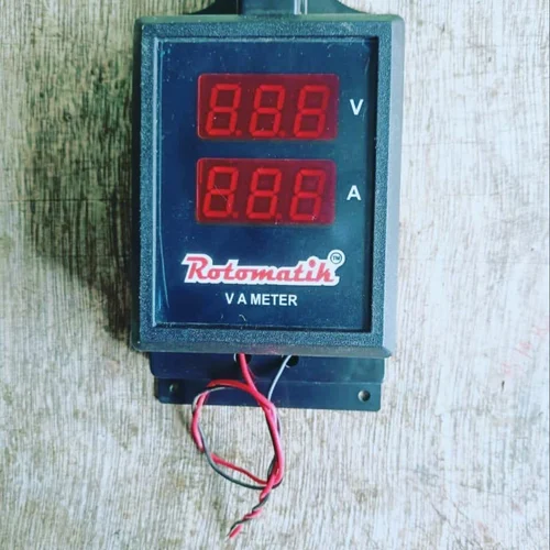 Rotomatik 3 Phase Voltmeter, Capacitive, Voltage: 100V