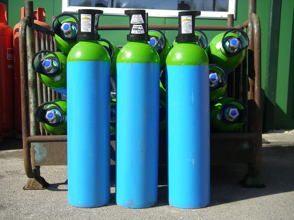 Shielding Gas In Gas Metal Arc Welding, For Industrial Uses, Dimension / Size: 7 Cubic Meter