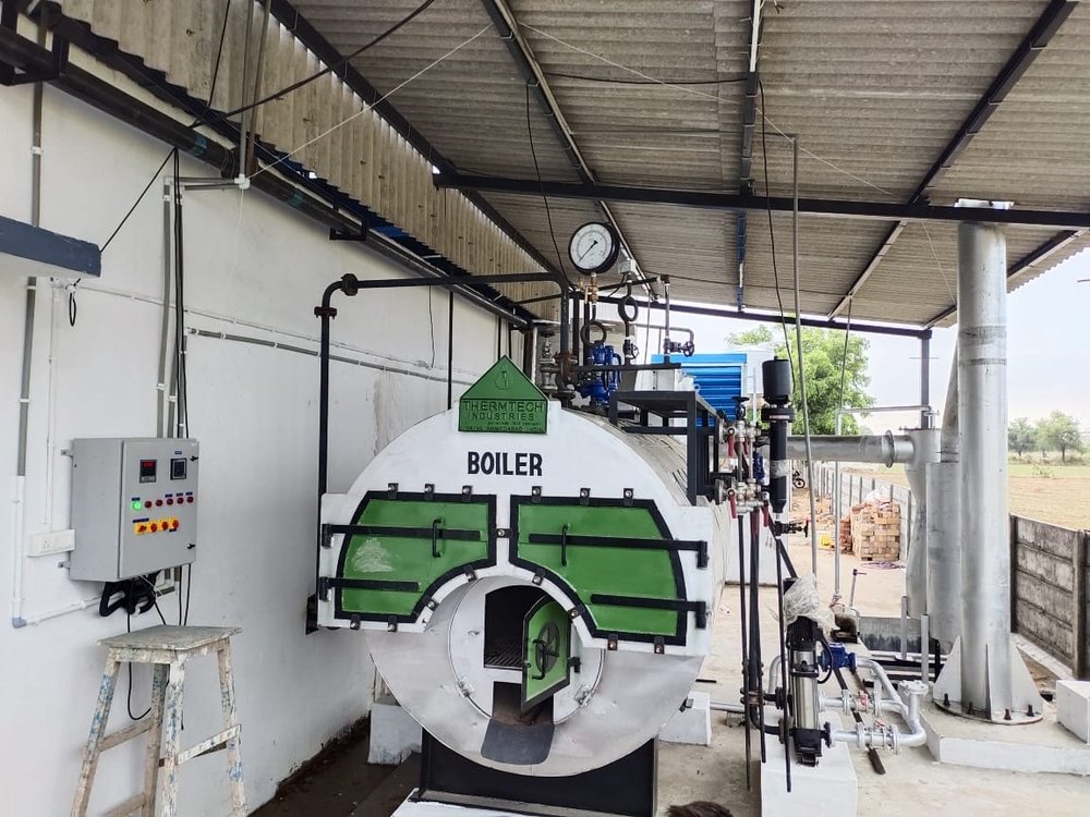 Solid Fuel Fired Package Type Steam Boiler, 300-1000 Kg/Hr
