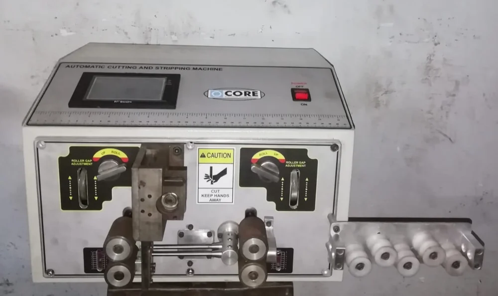 Standard Single Phase Automatic Wire Cutting And Stripping Machine