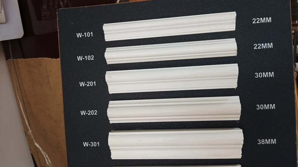 White finish 22 mm Paintable charcoal moulding ( plain moulding), For Interior Decoration