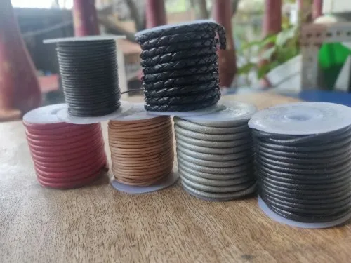 White Waxed Cotton Cords In A Huge Assortment Of Colors, For Garments, Shape: Flat