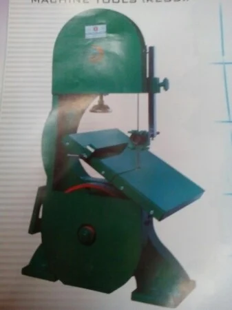 Wood Cutting Vertical Bandsaw Machine